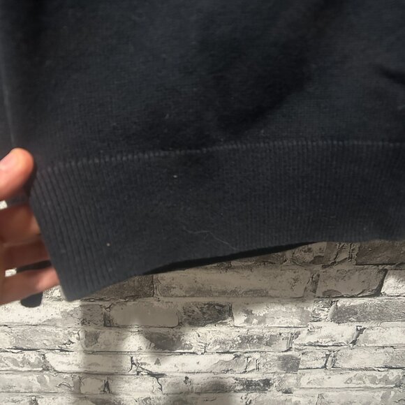 EUC Generic Men's Crew Neck Pullover Size M/L - Picture 5 of 9